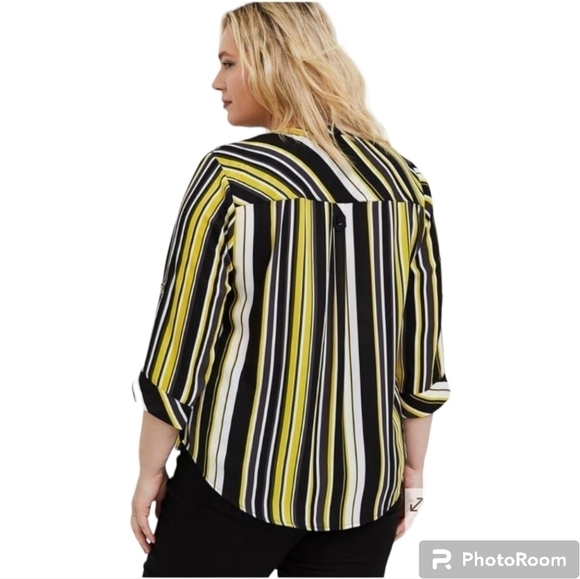 + Torrid Harper yellow black white striped georgette tunic top - Picture 4 of 11